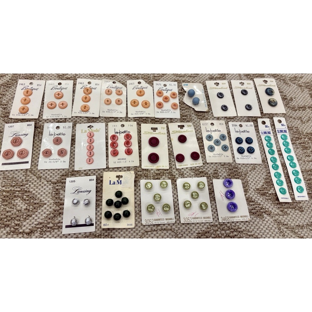 Lot of 25 Vintage Carded Buttons. La Petite, La Mode, Streamline 100 Buttons